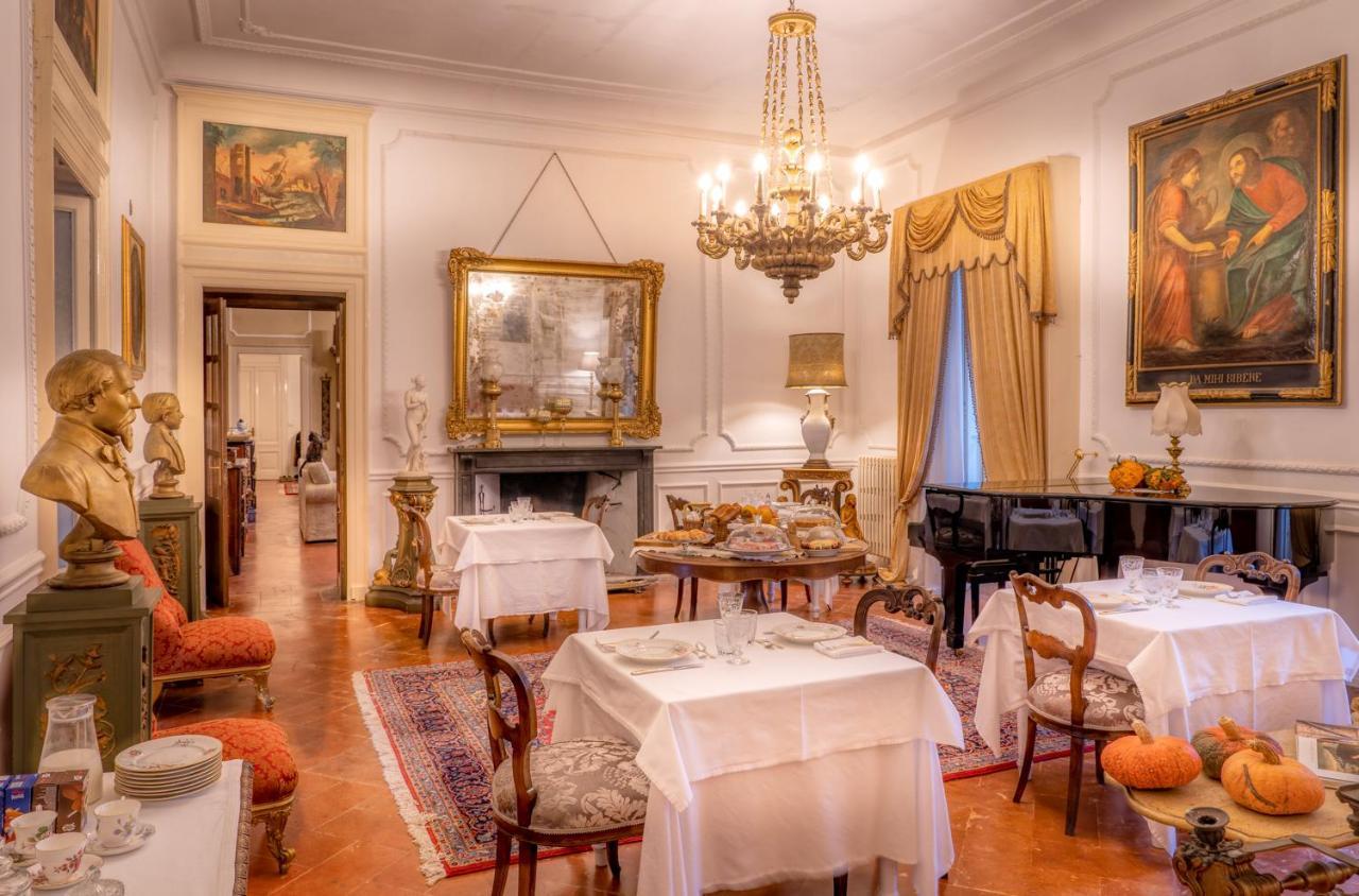 Palazzo Cavagna Sangiuliani Bed and Breakfast Bereguardo Eksteriør billede